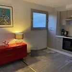 Suite Cosy, Piscine, Tennis, Parking